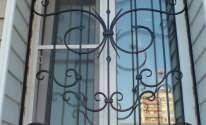 Кованые решетки на окно УралБалкон